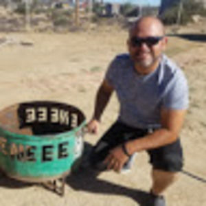 Meet your Posher, Emmanuel